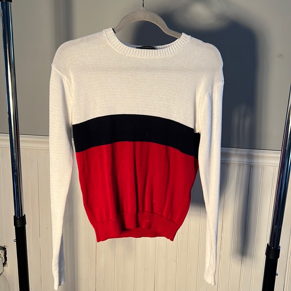 Brandy Melville sweater